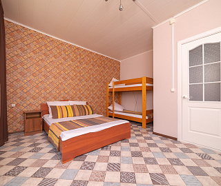 4х местный стандарт. Гостевой дом Family Holiday. 4х местный стандарт. Гостевой дом Family Holiday.