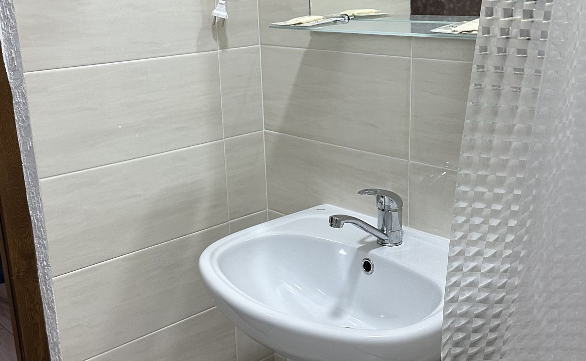 Полулюкс с видом на море. Лилия. Гудаута Полулюкс с видом на море. Лилия. Гудаута