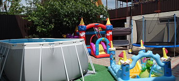 Гостевой дом "Алина" в Джубге        Гостевой дом "Алина" в Джубге