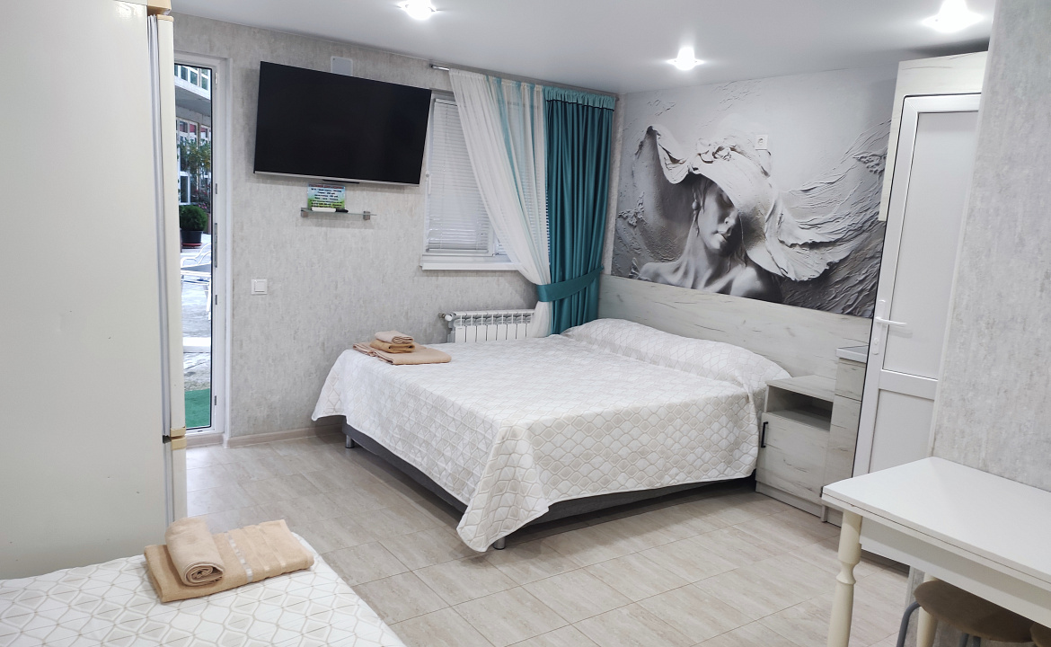 Уютный семейный номер с кухней.. Гостевой дом "Уда-ча". Лазаревское Уютный семейный номер с кухней.. Гостевой дом "Уда-ча". Лазаревское