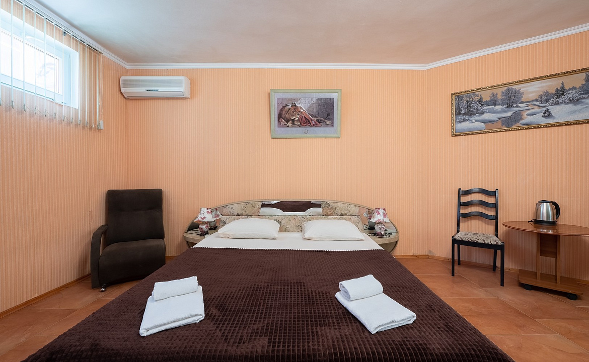 Стандарт четырехместный. Отель «Оазис надежды». Адлер