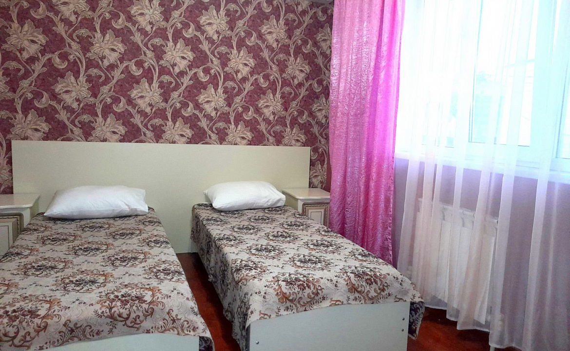 Двухместный эконом . Гостевой дом Южный берег.. Адлер