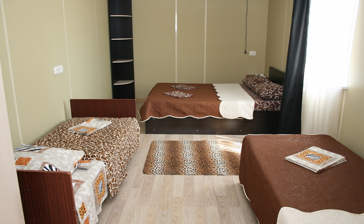 Четырёхместный номер. Гостевой дом 7Я. Голубицкая