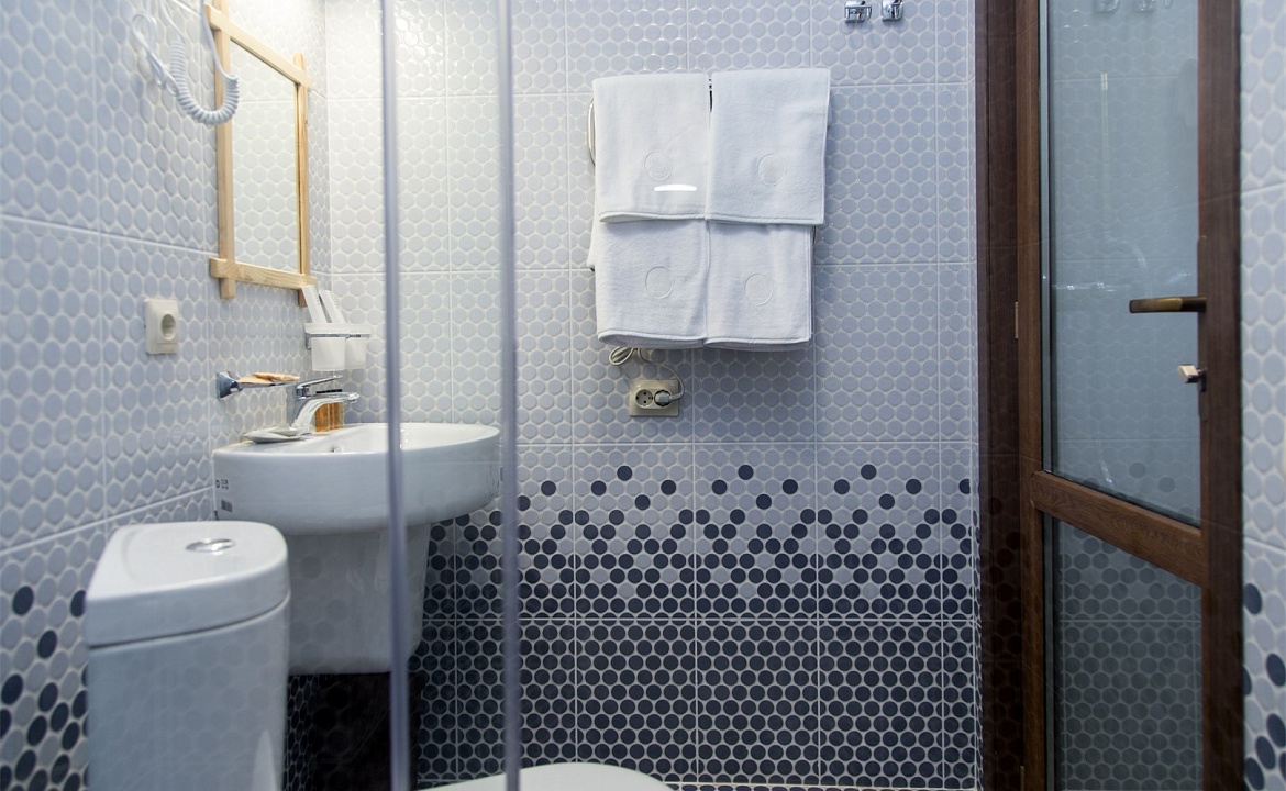 Семейный стандарт с террасой и видом на море. Гостевой комплекс "Чижик Пыжик". Никита