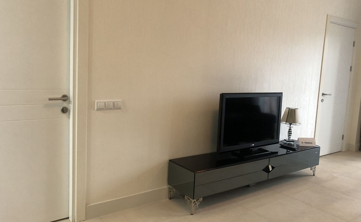 Апартаменты . Квартира в многоквартирном доме Апартаменты . Алушта