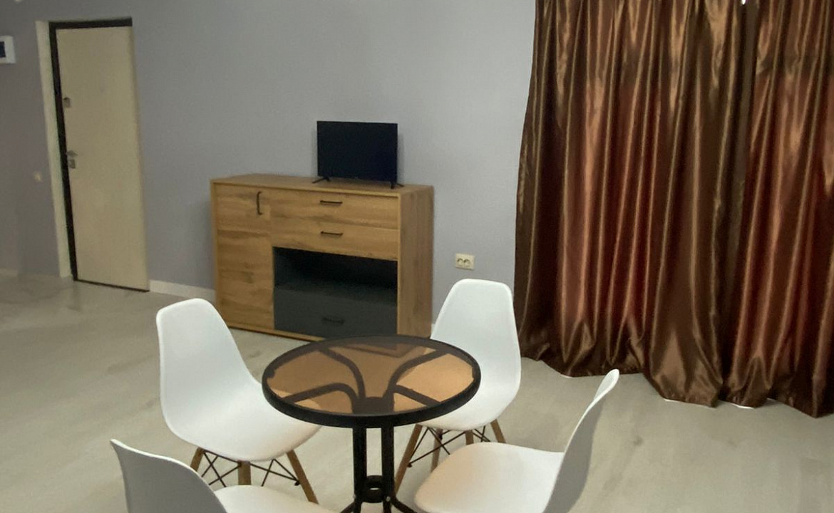 Апартаменты-студия на втором этаже. Частный сектор Buffalo . Сухум