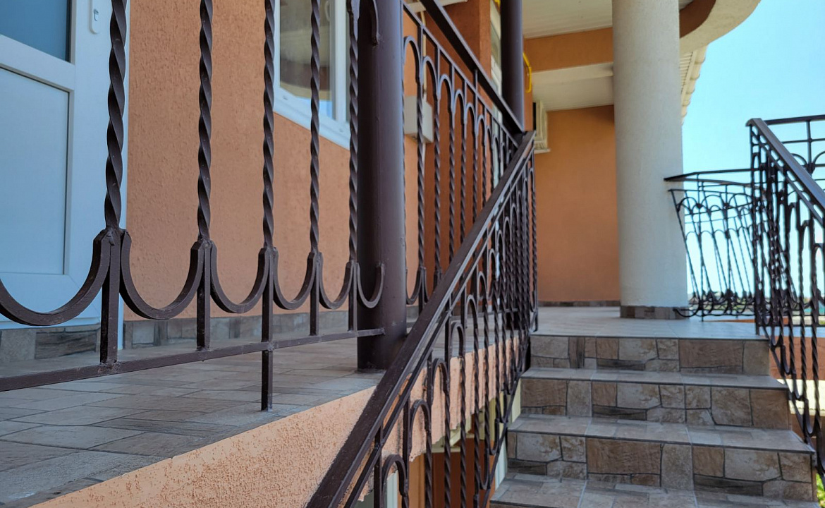 Гостевой номер 8. Гостевой дом Iron Lion. Крым - частный сектор