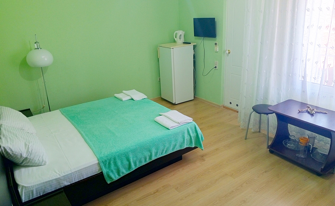 Стандартный Двухместный с доп. местом и балконом. Отель "Гермес" . Вардане Стандартный Двухместный с доп. местом и балконом. Отель "Гермес" . Вардане