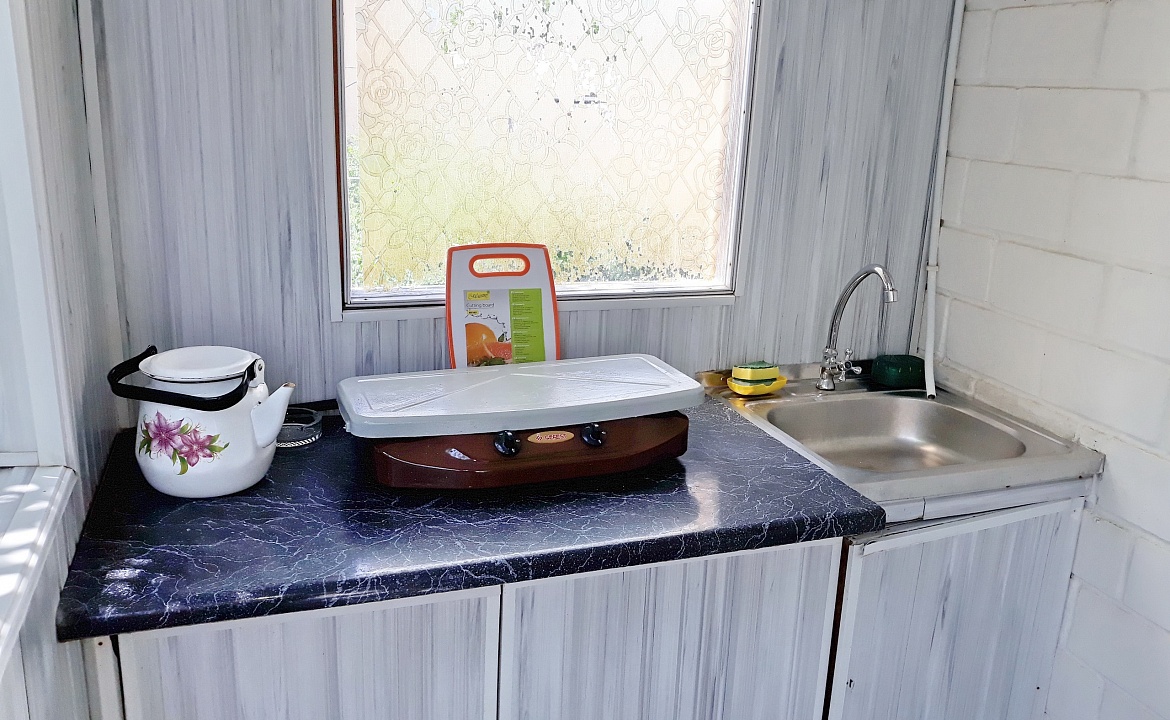 Двухкомнатный 4-х местный на 2-м этаже. Гостевой дом Гостевой дом "Спортлото-82".. Коктебель