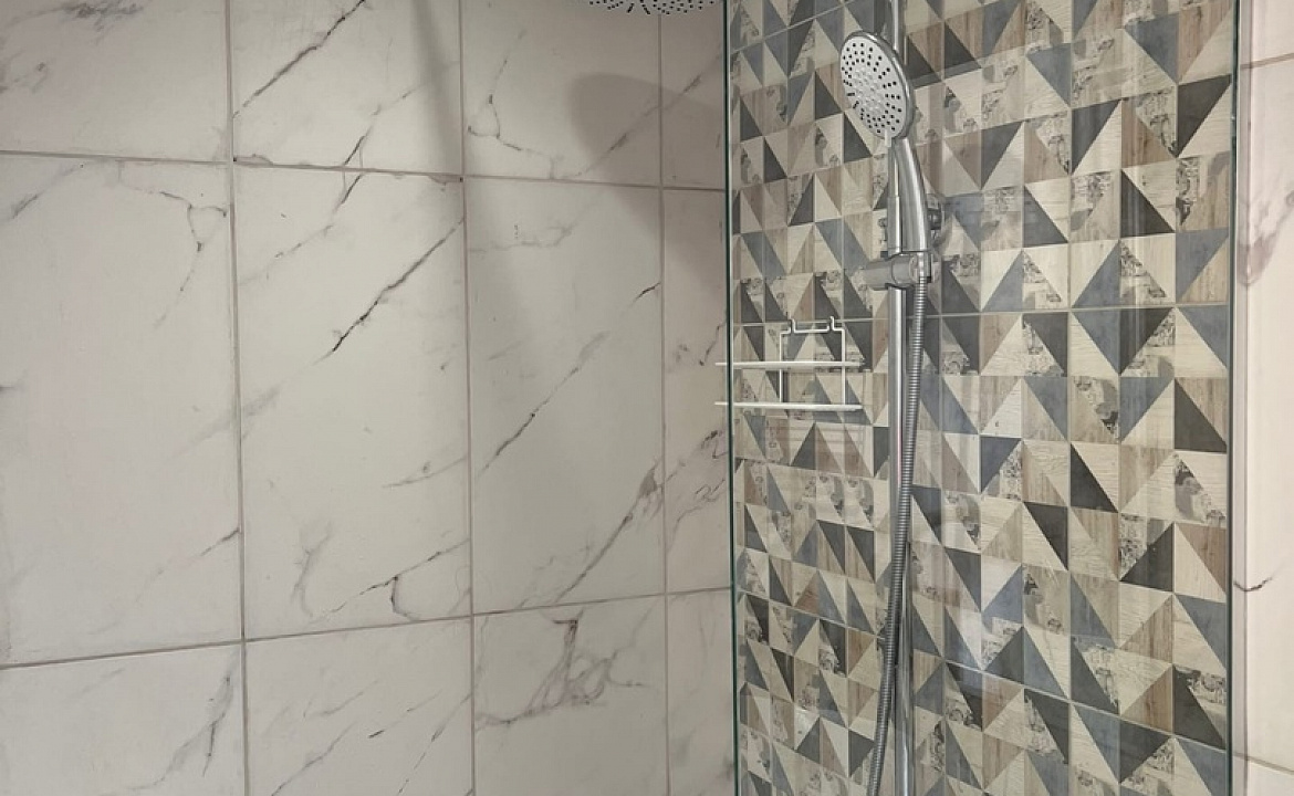 Малый дом . Гостевой комплекс "Атмосфера". Сухум