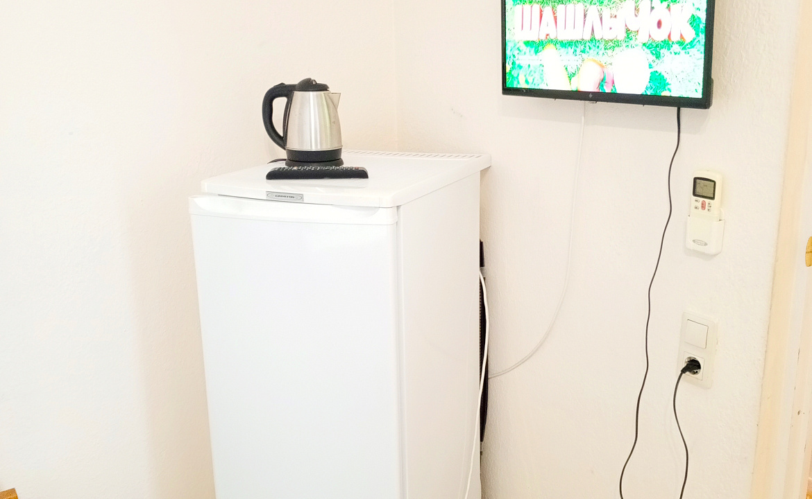 Стандарт трёхместный с доп. местом и балконом. Отель "Гермес" . Вардане Стандарт трёхместный с доп. местом и балконом. Отель "Гермес" . Вардане