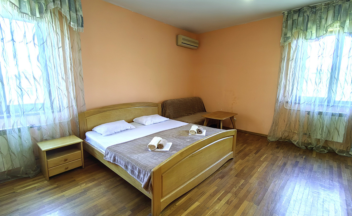 Пятиместный номер «Комфорт». Гостевой дом "Цитрус". Лазаревское