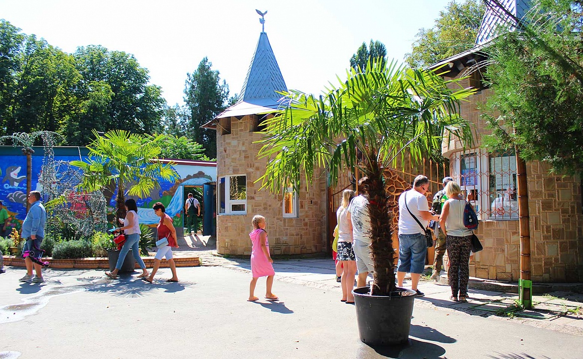 Детский парк. Фото взято с сайта: http://childrenpark.crimea.ru/