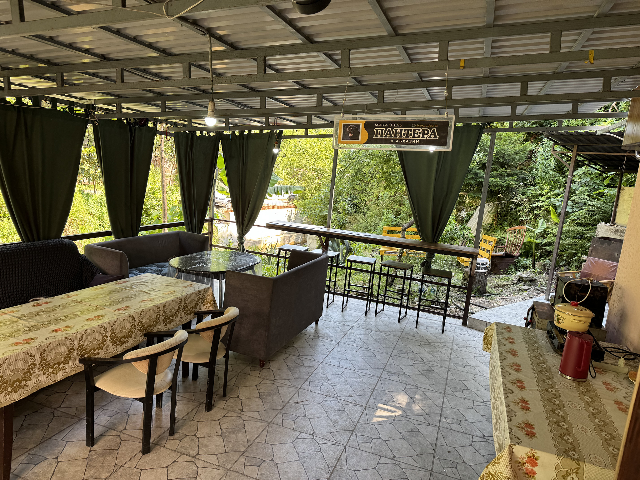 . Гостевой дом "Пантера". Гагра