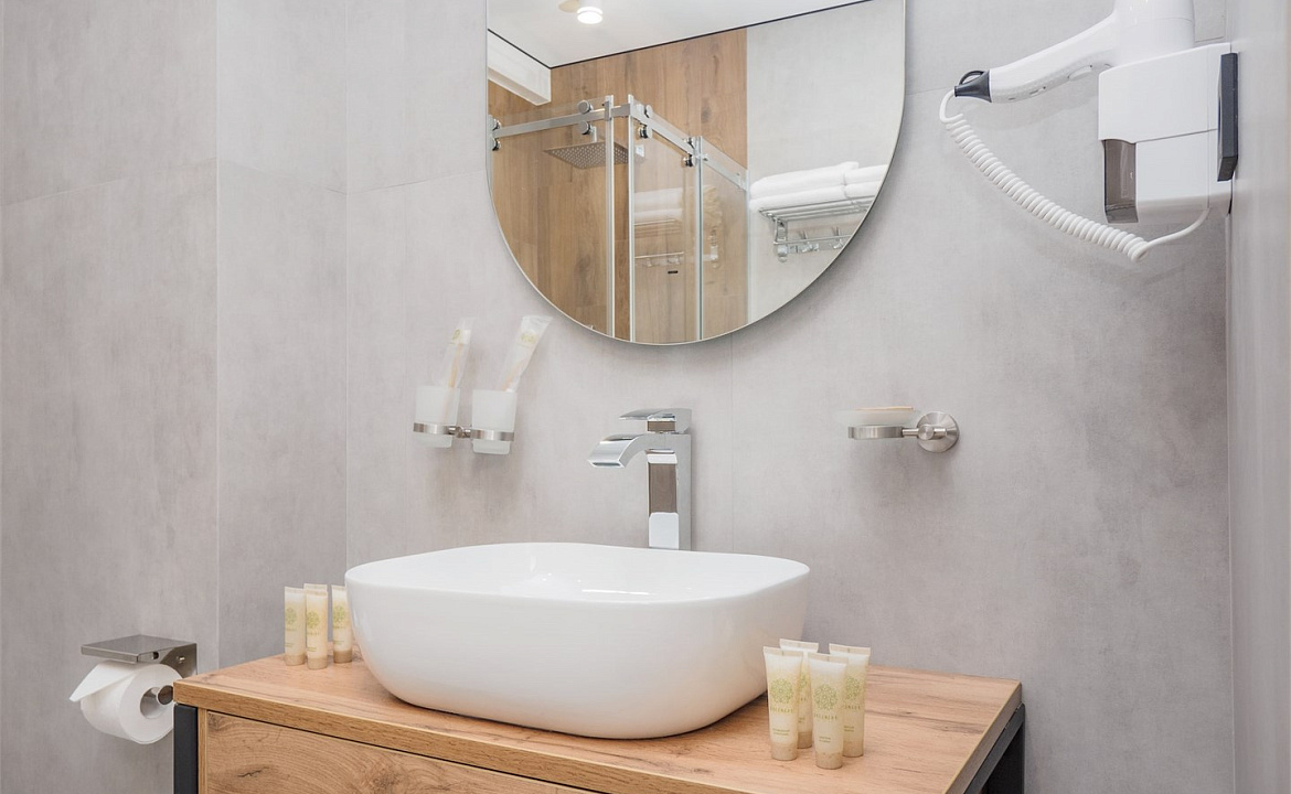 Апартамент с балконом. Апарт-отель "Регул". Красная Поляна