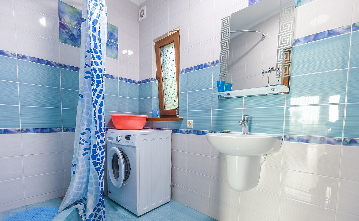 Видовой 3х к. до 6 чел. Гостевой дом Пролетарская 12. Гурзуф