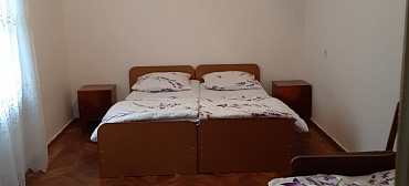 Квартира в многоквартирном доме 3-х комнатная квартира со всеми удобствами в Новом Афоне 