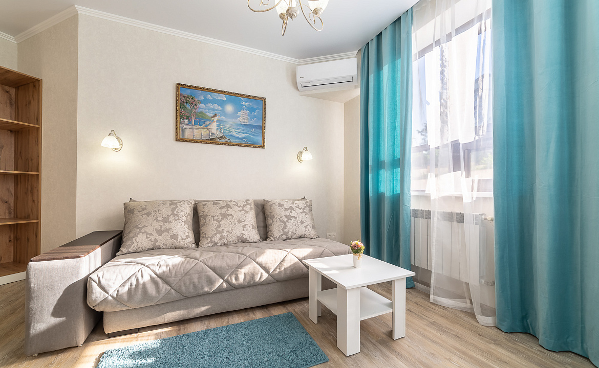 4 комнатная квартира в центре Сочи рядом с пляжем Ривьера. Уютные Квартиры в центре Сочи рядом с крупнейшим пляжным комплексом Ривьера. Сочи