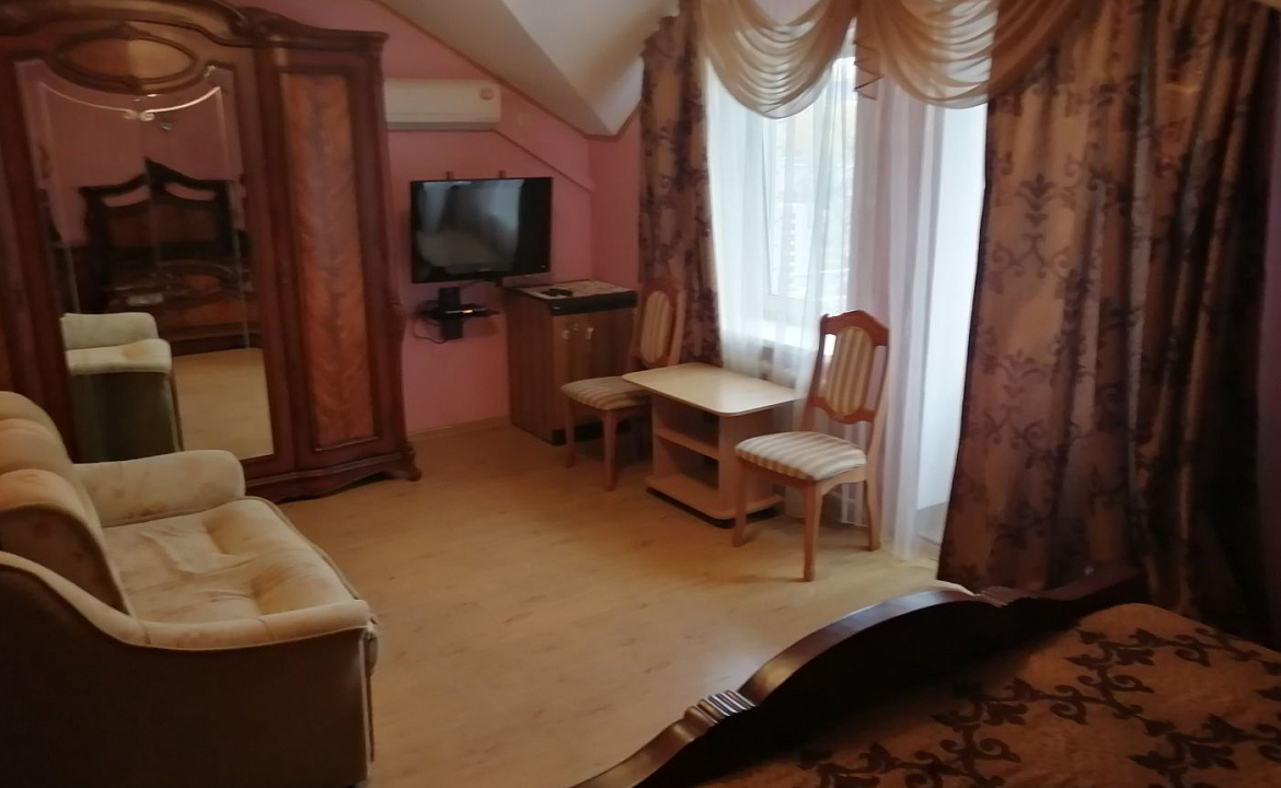 N10. Гостевой дом "Терская 35". Анапа