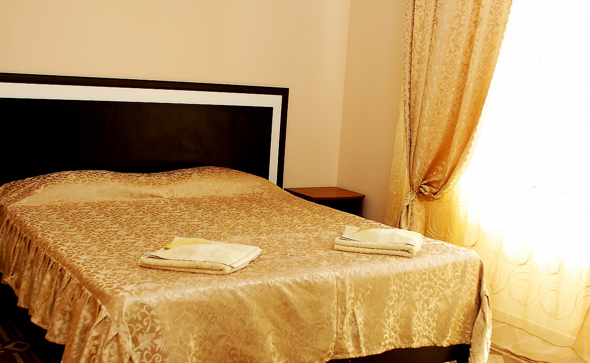 2х комнатные номера. Гостиница "Олимп" . Береговое
