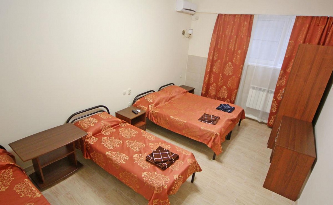 4-х местный номер. Гостевой дом "Радуга". Витязево