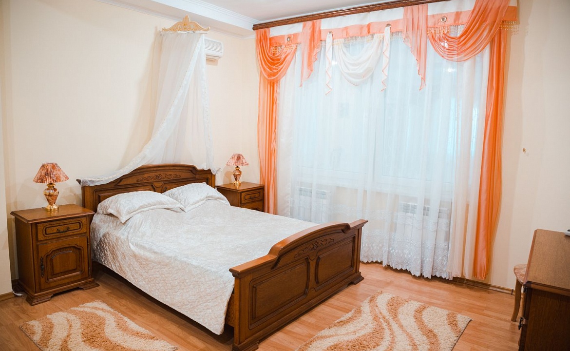 Апартаменты. Гостевой дом частный "Мид". Ялта