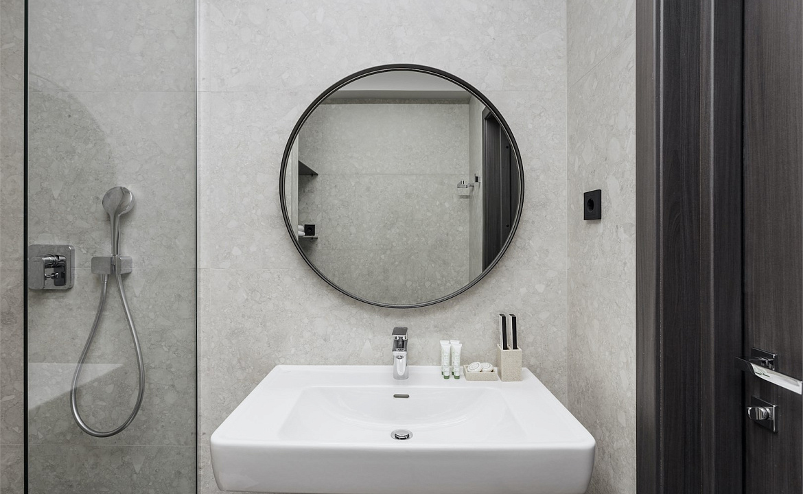 Делюкс c двумя односпальными кроватями. Отель "Delos Hotel". Адлер