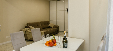 Квартира в многоквартирном доме Студия на первой береговой