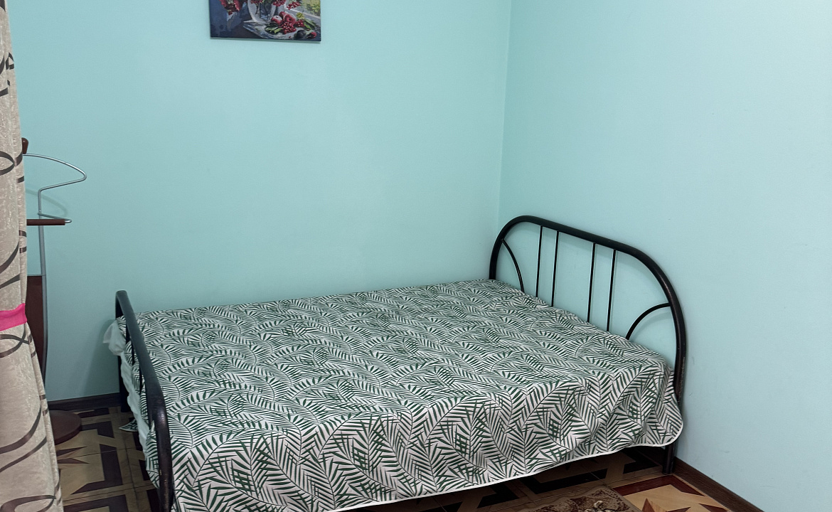 Семейный 2-х комнатный 2-ой этаж. Гостевой дом "Пантера". Гагра