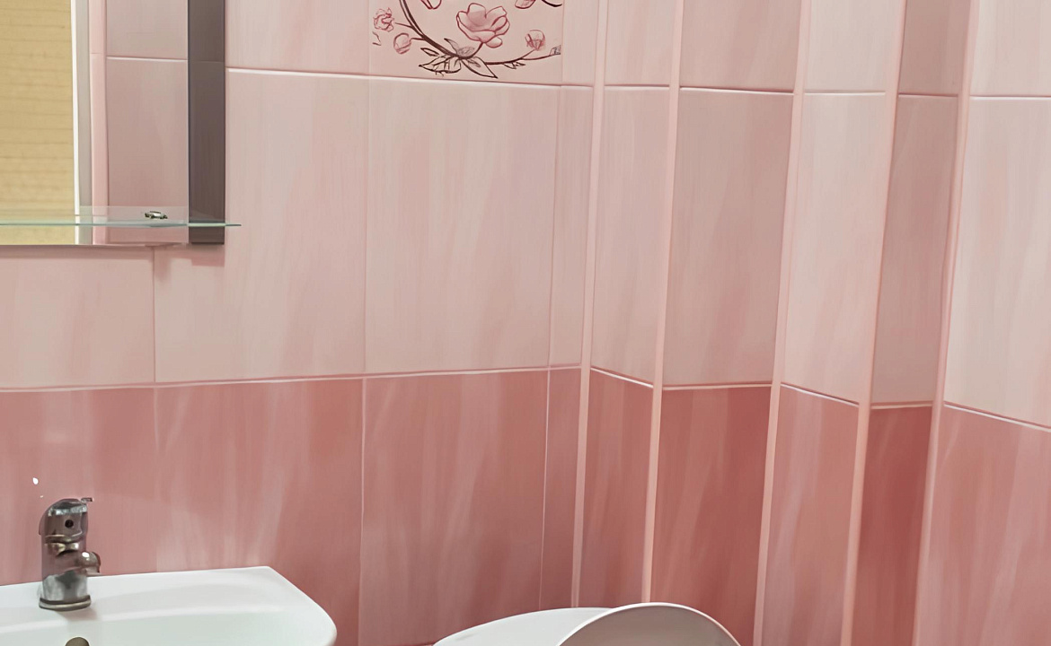 Апартаменты студия на 3-х человек с французским балконом. Гостевой дом "МЕЛИС". Дивноморское