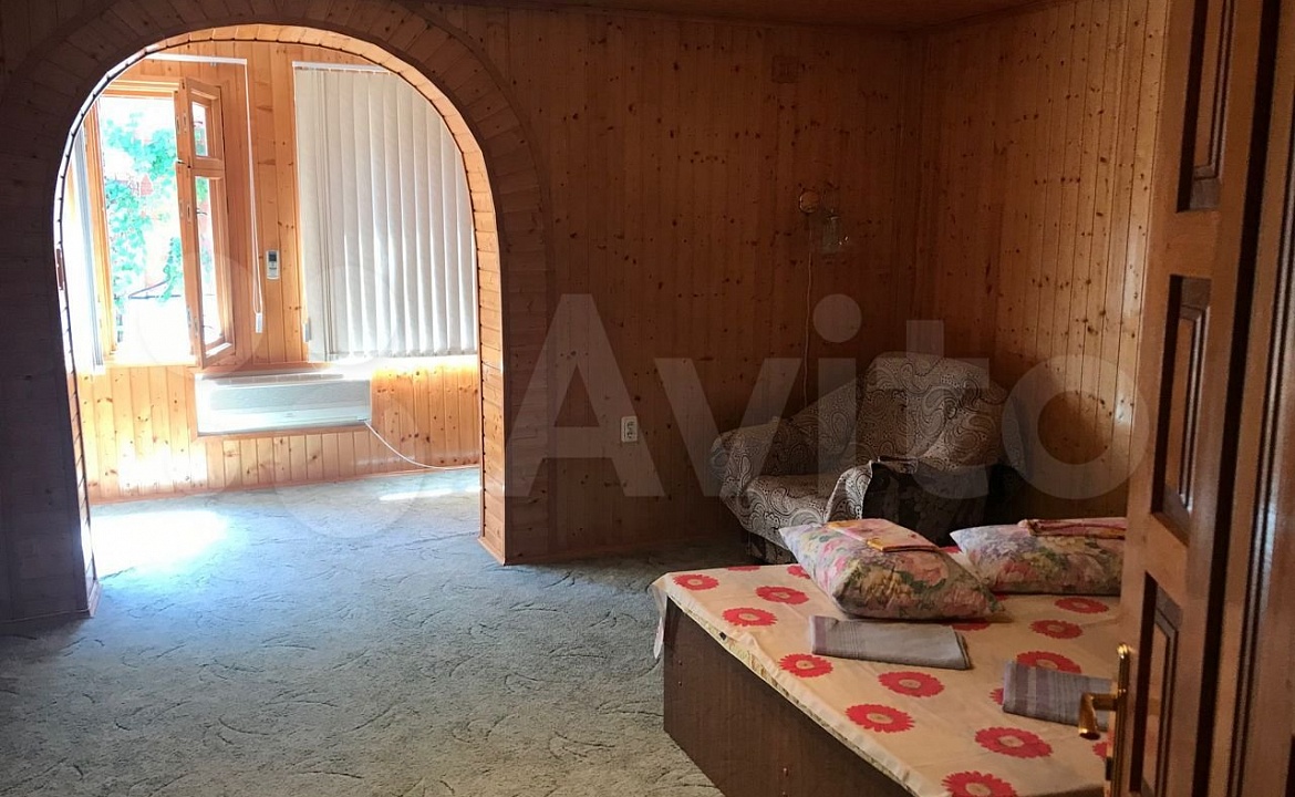 Спальня на 2 этаже. Коттедж Коттедж у моря. Агой