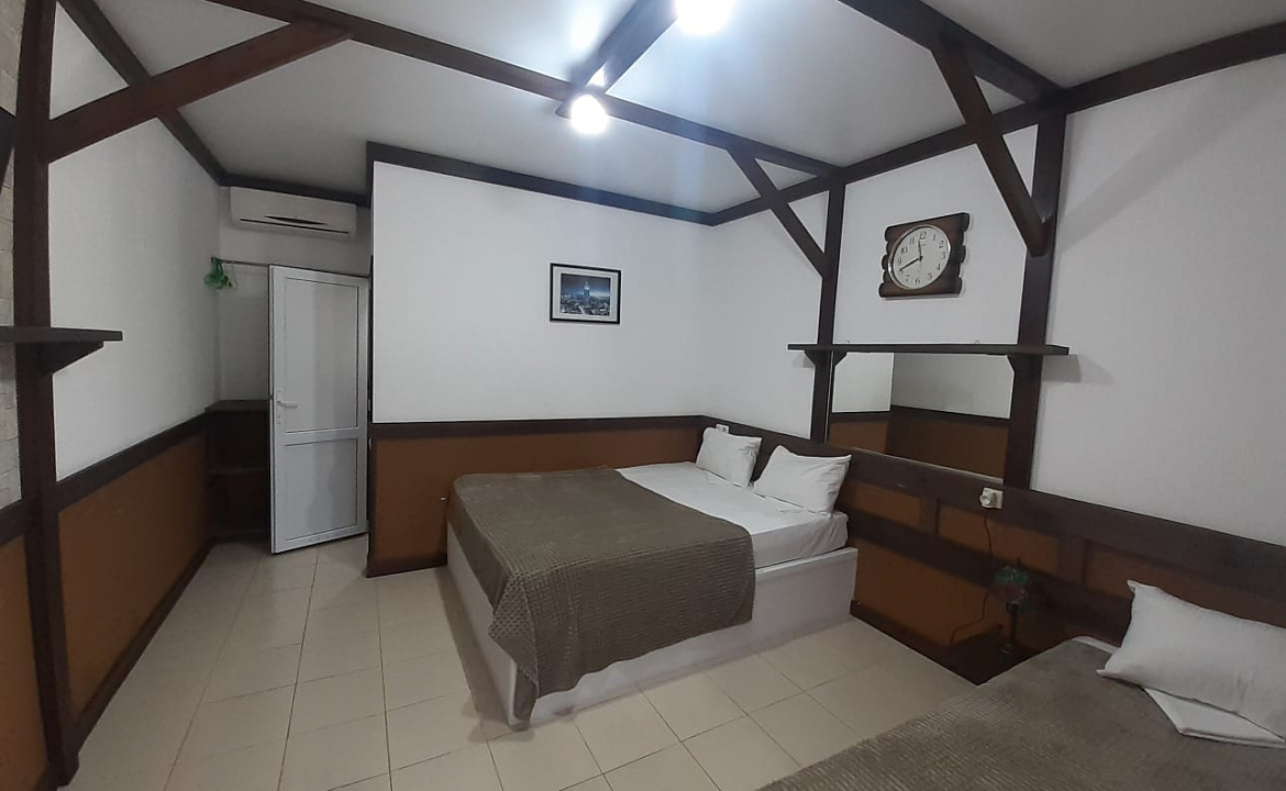 3-х местный номер Стандарт. "Бунгало". Пицунда