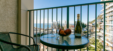 Апартамент с видом на морской закат в 100 метрах от моря