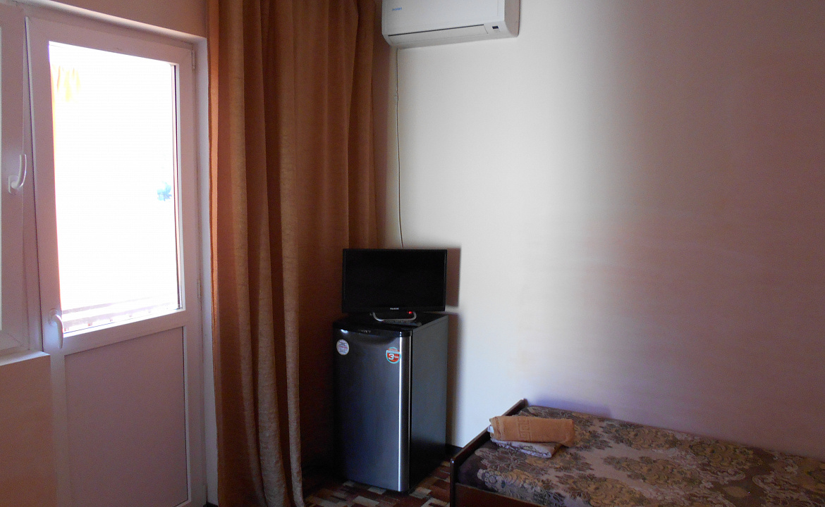 3-х. мест. Стандарт.. Гостевой дом "На Главной". Якорная Щель