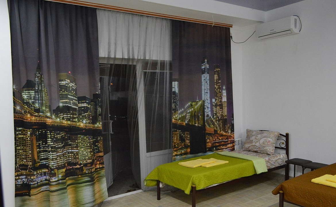 4-местные номера. Отель "Villa-Bora". Керчь