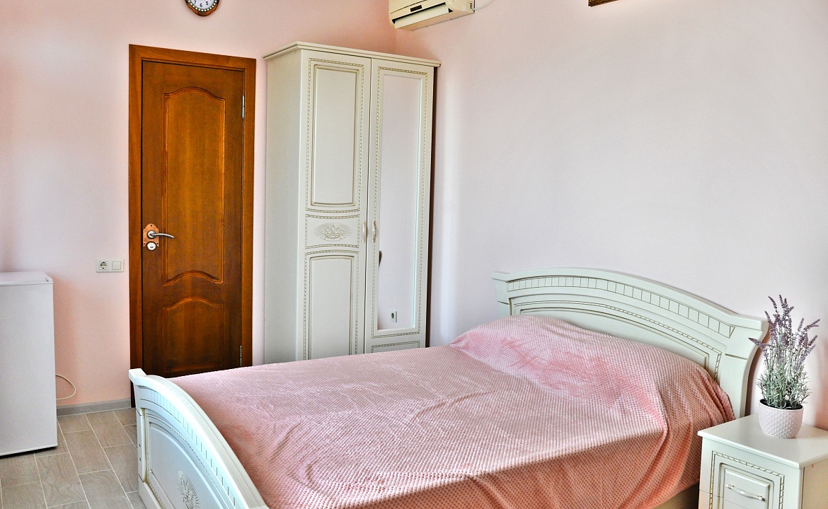 2х местный стандартный номер. Гостевой дом Надежда - Витязево. Витязево 2х местный стандартный номер. Гостевой дом Надежда - Витязево. Витязево