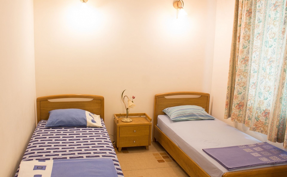 3х местный стандарт. Гостиница «Миратель». Евпатория