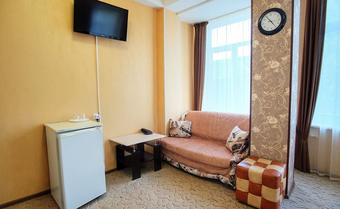 СТУДИЯ. Гостиница "Континент". Анапа