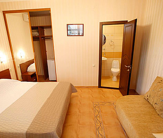 С удобствами в номере. Гостевой дом Альбатрос - Геленджик. 