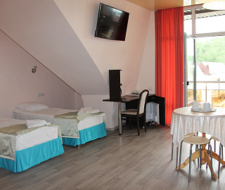 4-х местный Делюкс. Гостевой дом "Триумф". 