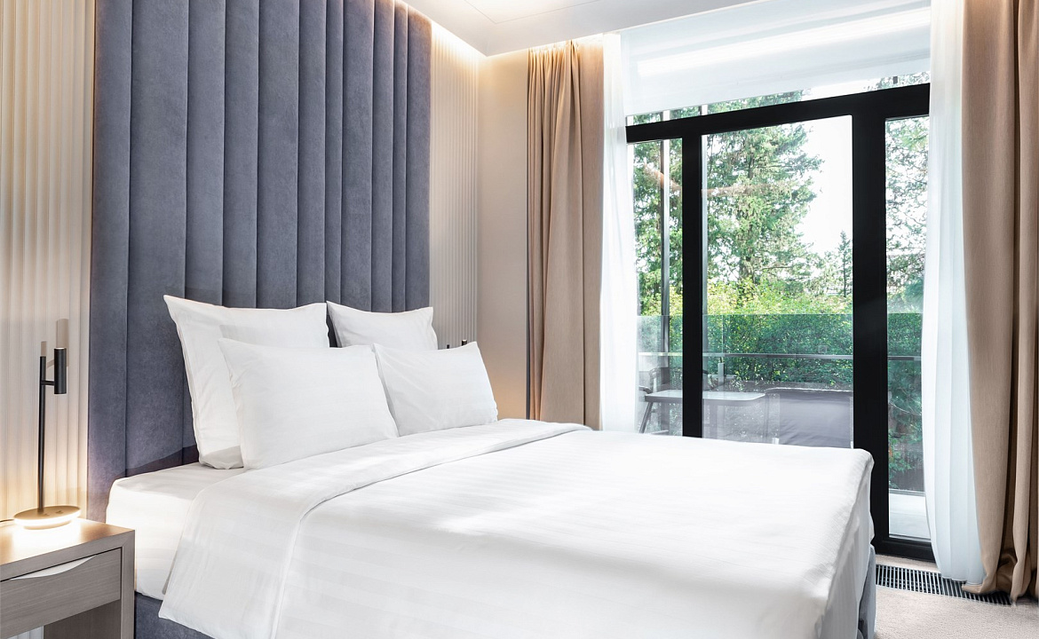 Стандарт с одной кроватью. Курортный отель Моне. Адлер