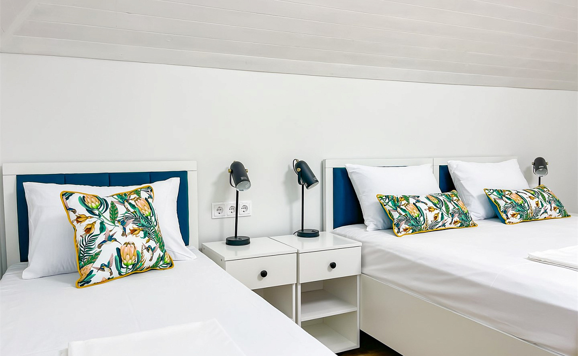 Стандарт 3-х местный на 1-ом этаже. Отель Автор. Анапа