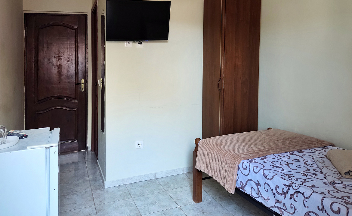 Одноместный с удобствами. Гостевой дом "Одиссей" - Кабардинка. Кабардинка