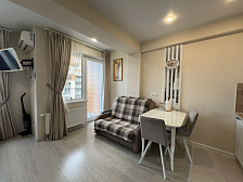 Стильный апартамент у моря