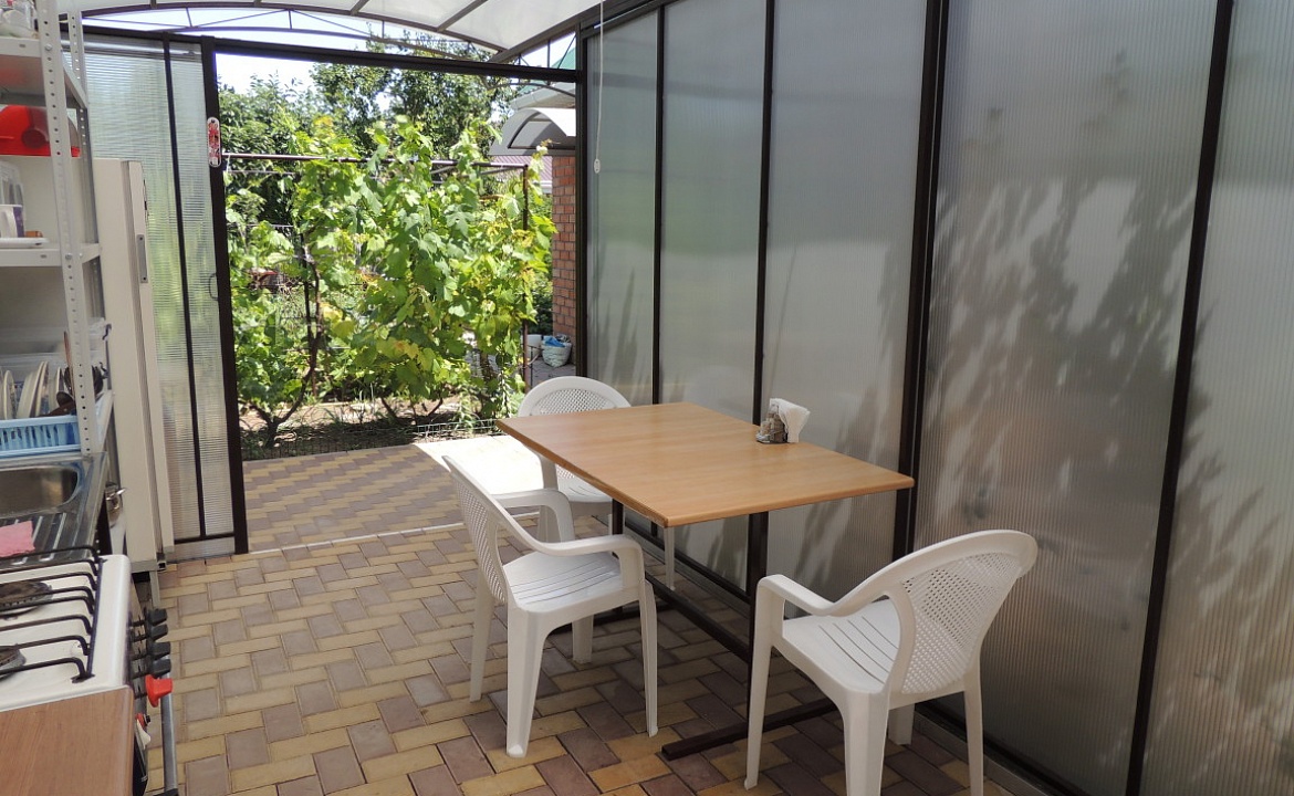 Летний домик. Частный сектор "Relax". Ейск