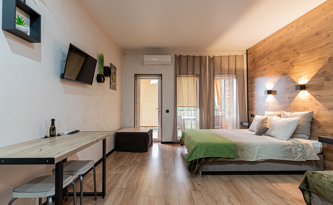 Номер категории «Комфорт» №3. Abrau Family. Абрау-Дюрсо