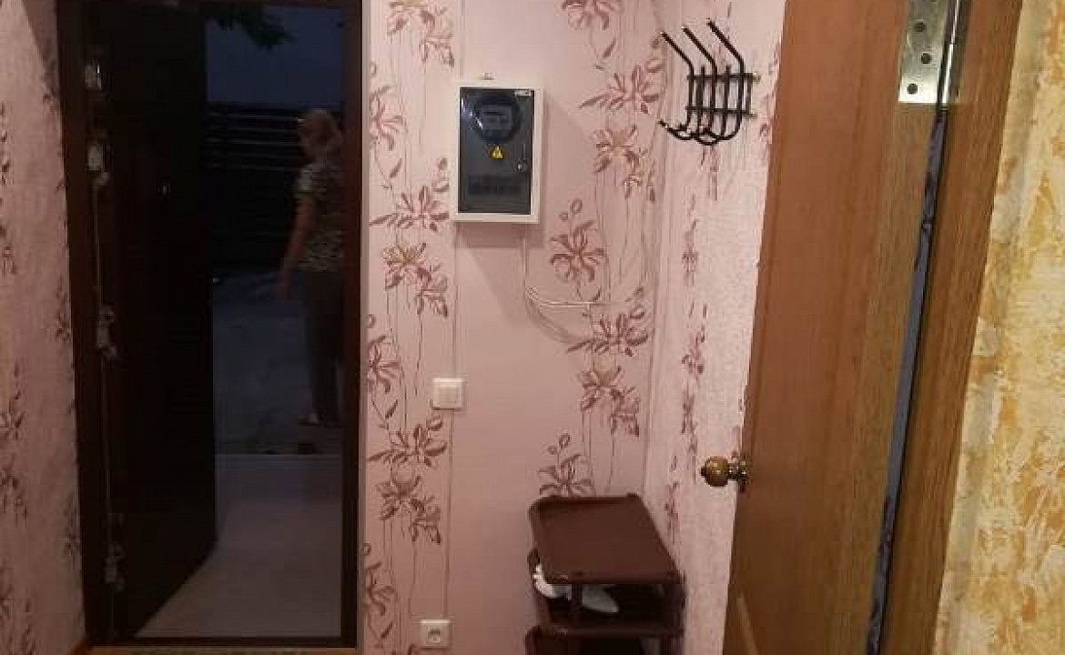 2х-комнатная квартира с двориком. Квартира с двориком Школьная 16 кв 3 . Шепси