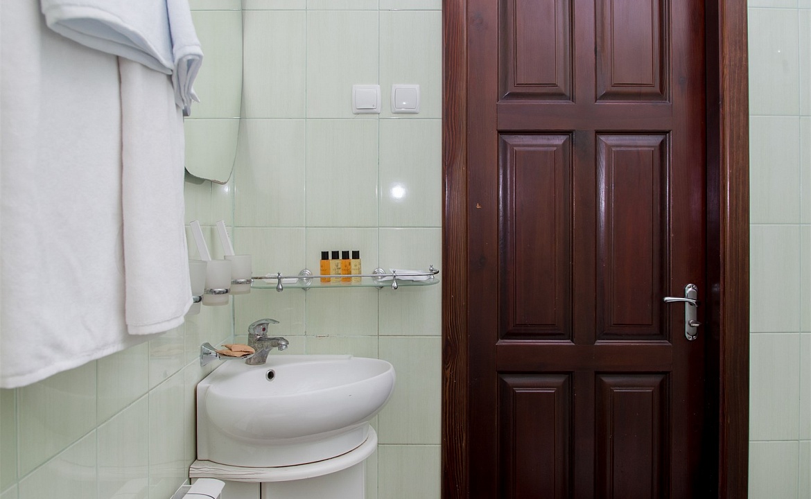 Апартаменты семейные с видом на море. Гостевой комплекс "Чижик Пыжик". Никита