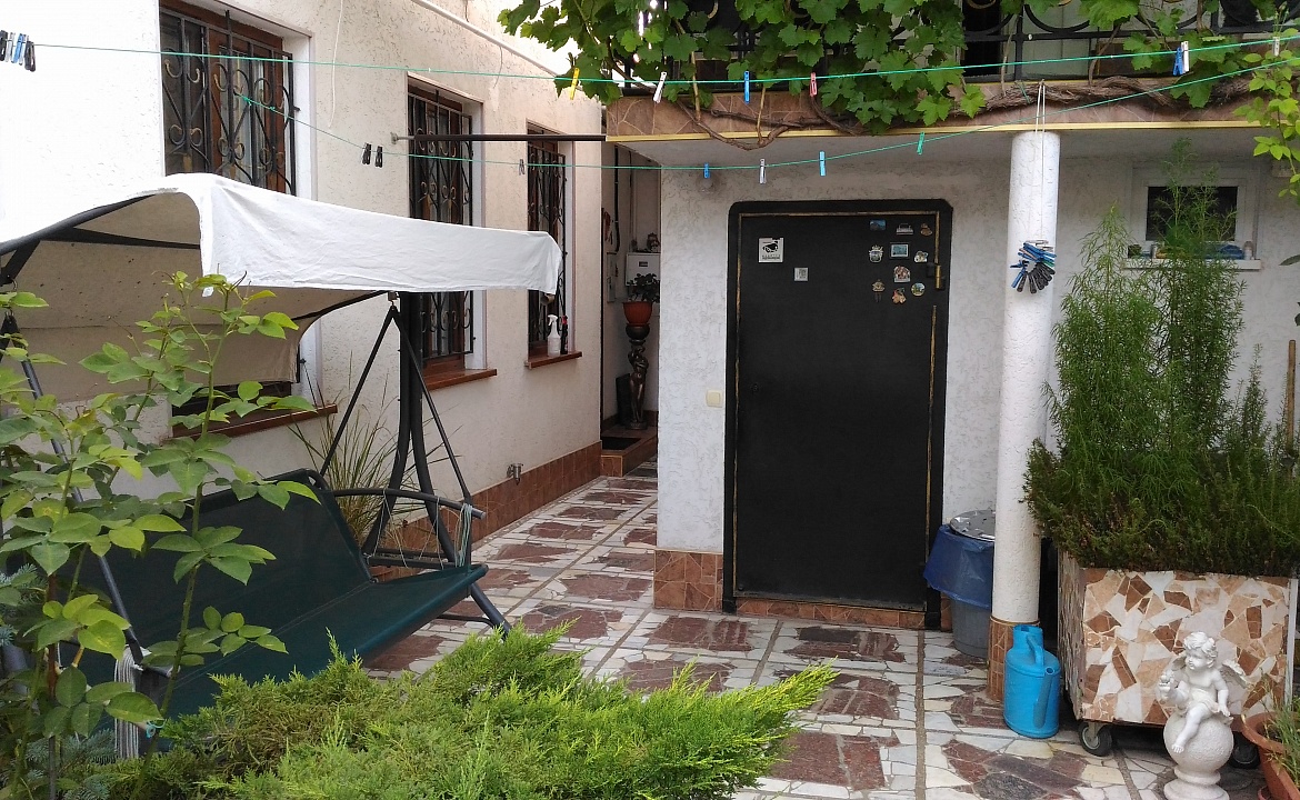 Люкс двухкомнатный. Гостевой дом На Пролетарской. Евпатория