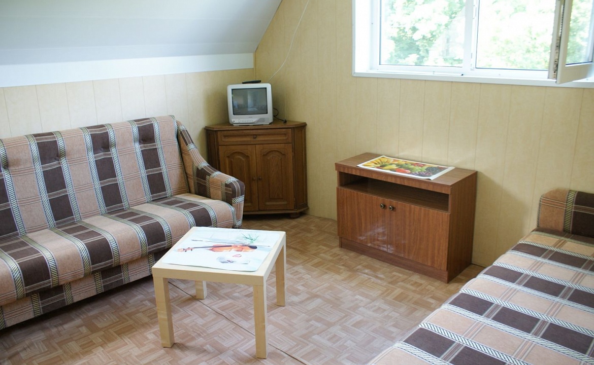 Четырехместный номер. Гостевой дом "В гостях у Людмилы". Туапсе